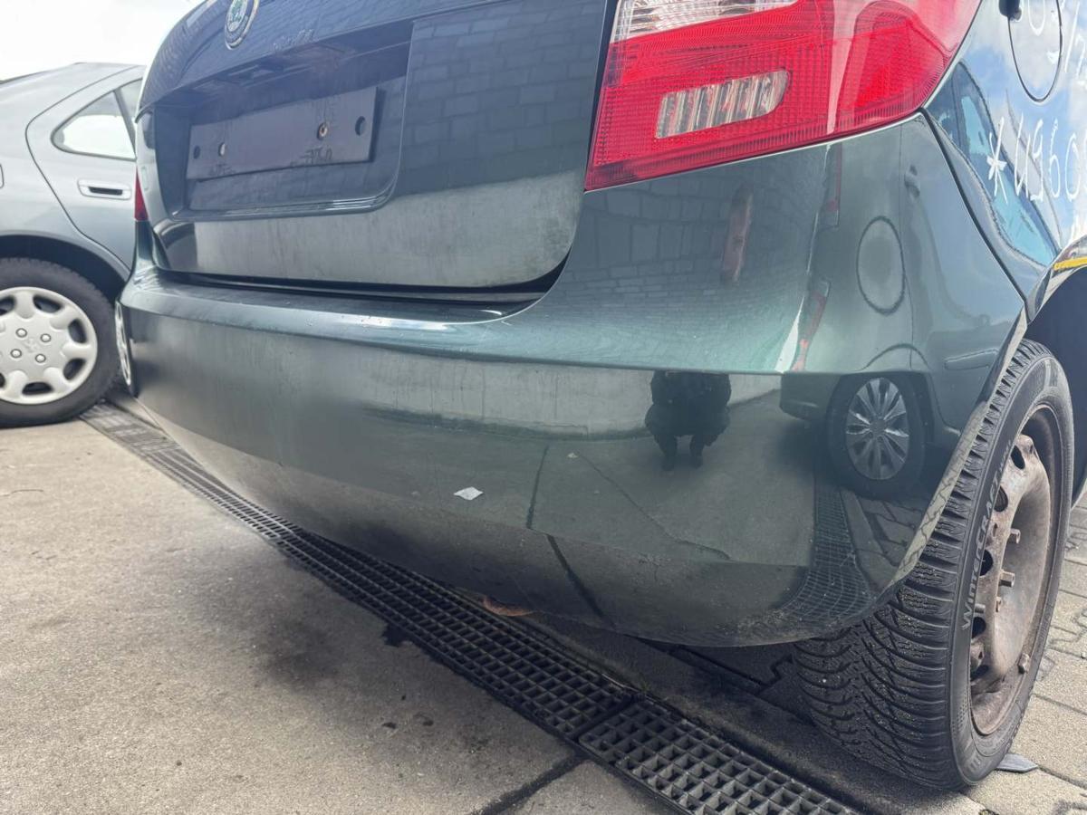 Skoda Fabia 2 original Sto&szlig;stange Stossf&auml;nger hinten LF6K Highland Gr&uuml;n Flie&szlig;heck Bj.2008